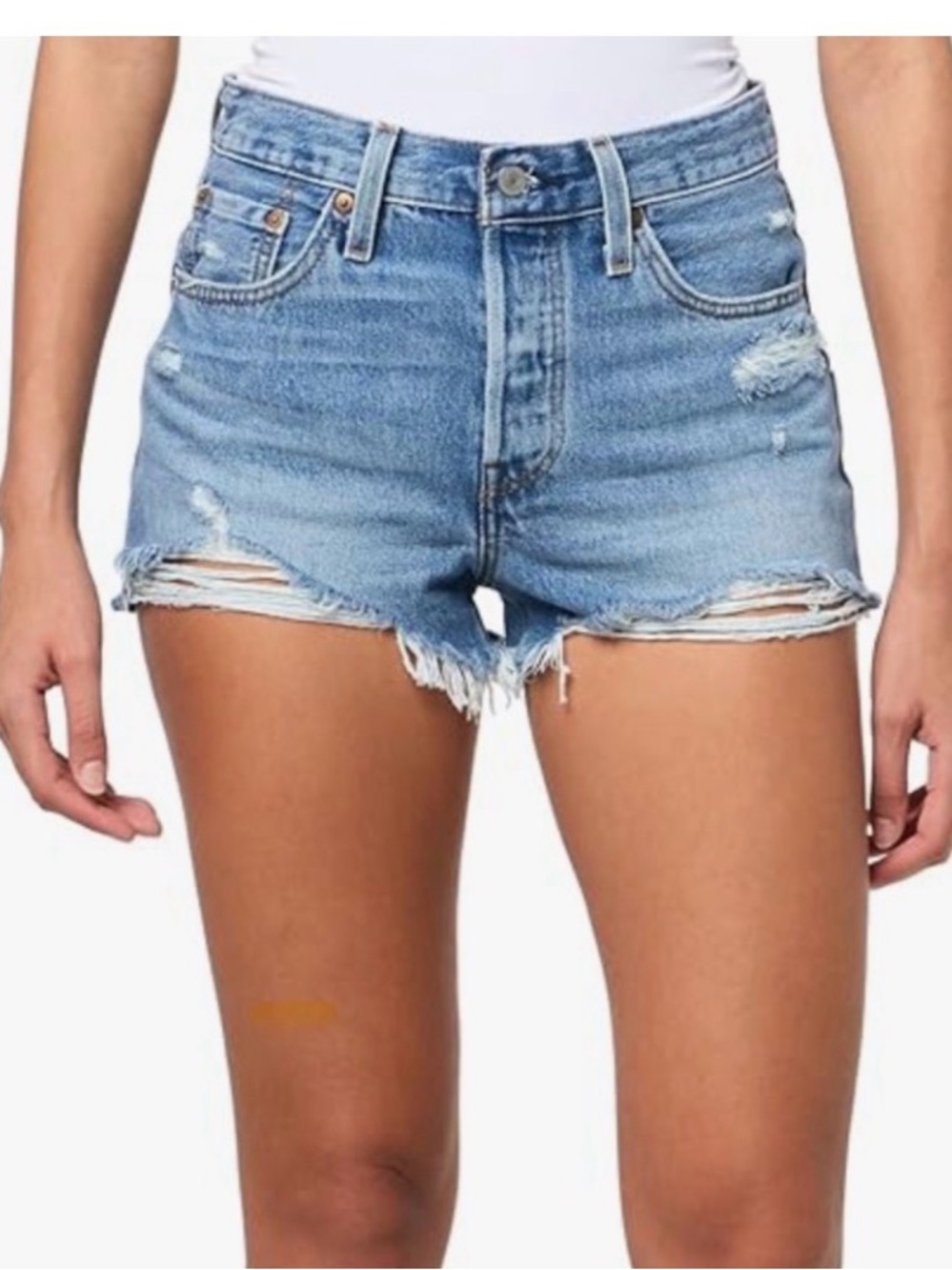 NWT Women's 501 shorts. Size 30